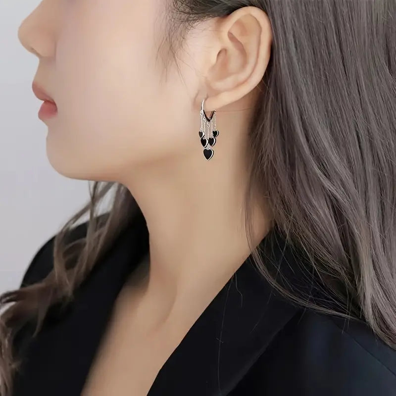 Black LOVE Heart Tassel Earrings（RS）